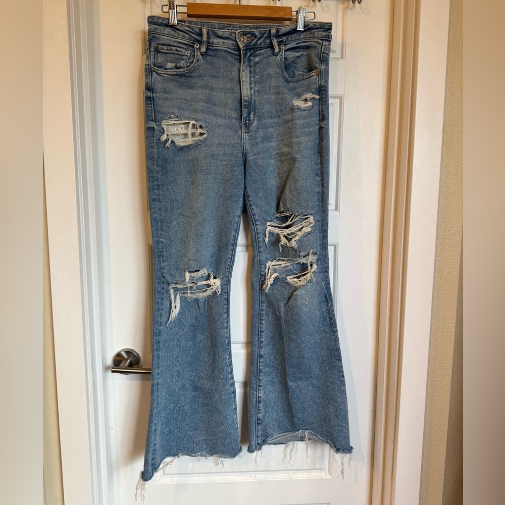 American Eagle Super Hi-Rise Flare Jeans